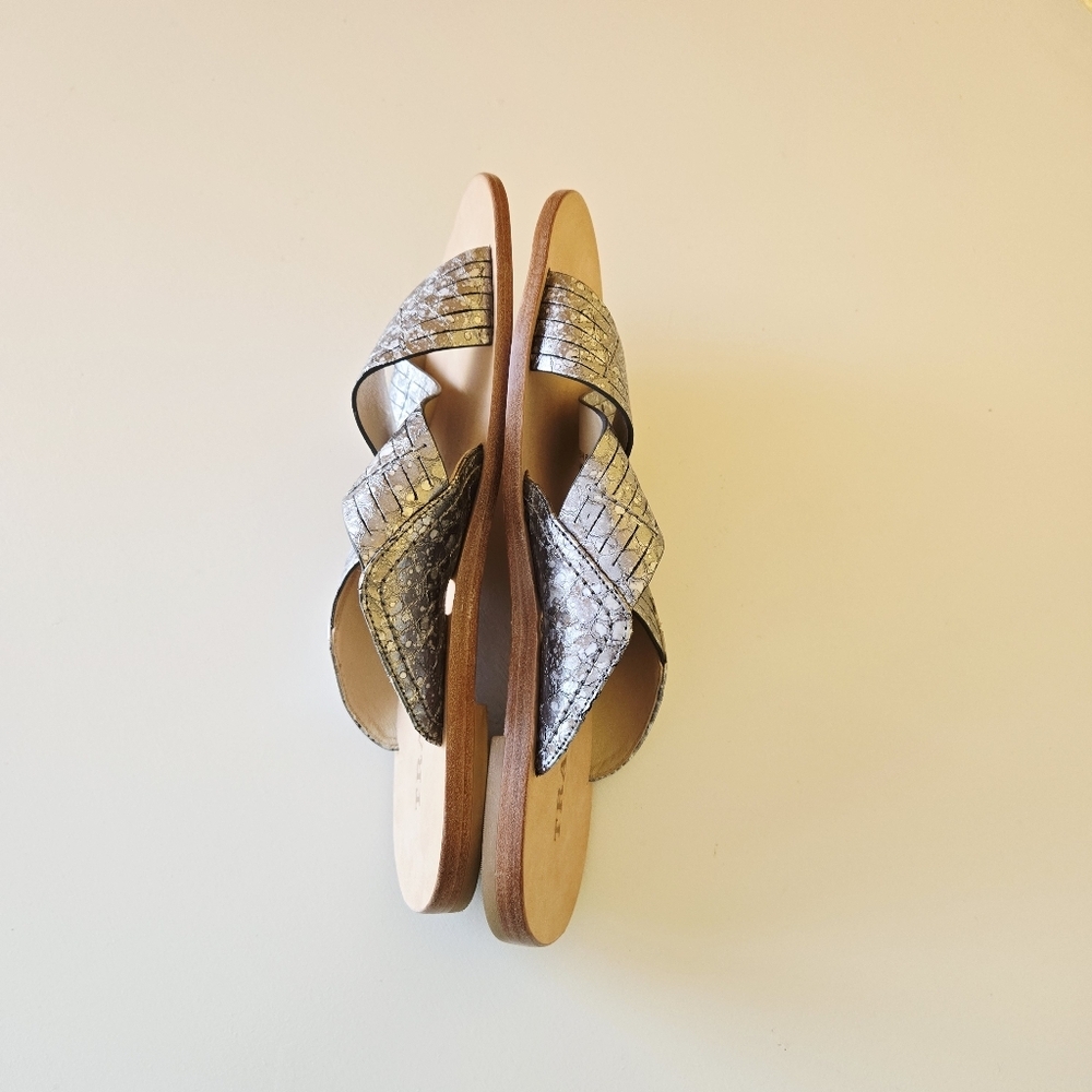 TRASK Huaraches Crossover Slide Metallic Silver Strappy Slip On Sandals Sz 9.5M - Picture 7 of 11